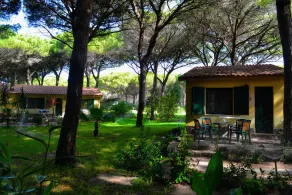7 Ala Birdi Cottage 150m From The Sea - Image 3