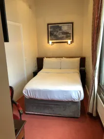 The Leeson Lodge - Image 4
