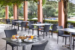 Century Resort Apartments - Image 2