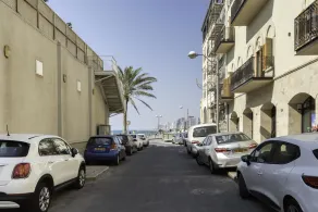 Seaside Escape with Blissful Balcony & Mamad by Sea N Rent - Image 5