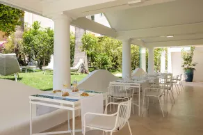 Pazziella Garden & Suites - Image 2