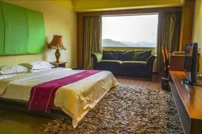 Mount River Resort Hotel Guangzhou - Image 4