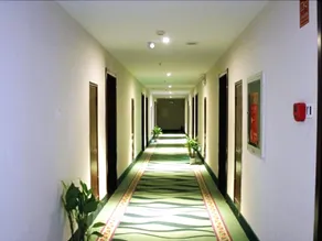 GreenTree Inn Nanchang Xihu District Railway Station Zhanqian Road Express Hotel - Image 4