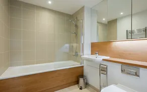 2 bed 2 Bath Greenwich Apart. - London - Image 5