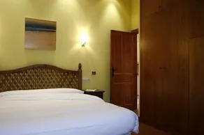 Apartamentos Turísticos Cuirgu - Image 3