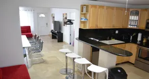 House for 12 - Image 2