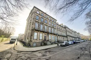 Oxford - New Town Apartment - Image 3