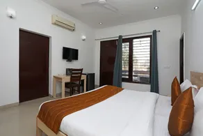 101Stays Medanta - Image 3