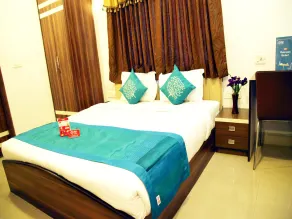 OYO 2302 Ballygunge - Image 2