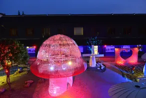 Natie Wanshi Art Inn - Image 2