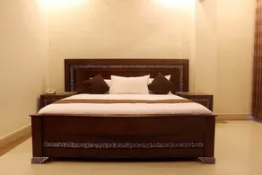 British Hotel Johar Town Lhr - Image 2