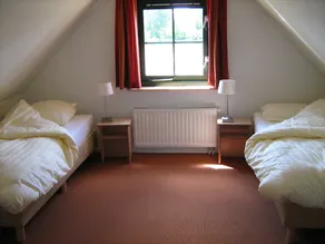 Multiple Houses and a Group Room, Close to Nature Reserve - Image 4