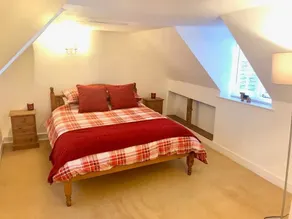 Manor Cottage - Image 2