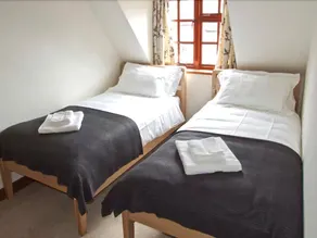 Lavender Cottage - Image 2