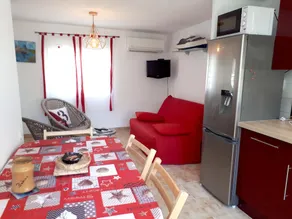 House With one Bedroom in Alcanar, With Enclosed Garden - 100 m From the Beach - Image 4