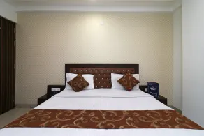 Chirag Pankaj Residency by OYO Rooms - Image 2