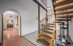 Awesome Home in Labin With Wifi and 3 Bedrooms - Image 5