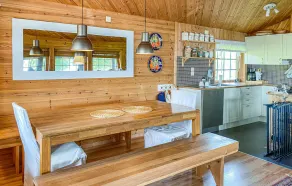 Nice Home in Stavang With 4 Bedrooms - Image 2
