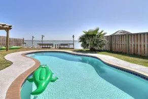 Agarita Shores 3 Bedroom Home by Redawning - Image 4