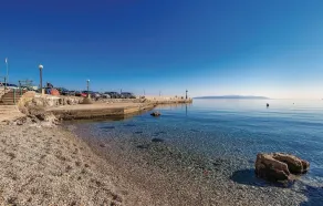 Stunning Home in Lovran With Wifi and 2 Bedrooms - Image 3