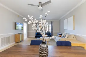 Stylish Golf / Beach Getaway - Image 5
