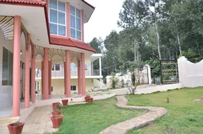 La Flora Paradise Residency - Image 4