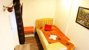 Z's Hostel @ Tha Phae Gate - Image 4