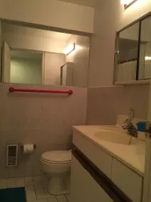 Ada's Guesthouse - Image 2