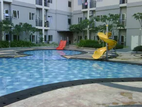 Strategic Studio Maple Park Apartment Near Kemayoran and Sunter - Image 3