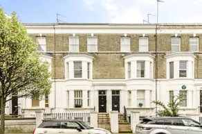 2 Bedroom Chelsea Flat By Thames - Image 4