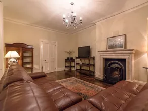 The Liam Neeson Suite - Image 2