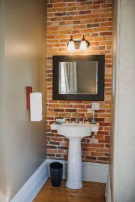 The Iron Kettle Bed and Breakfast - Image 3