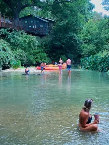 Son's Rio Cibolo - Glamping Cabin C - Image 2