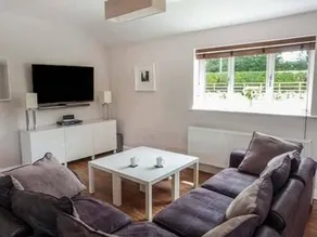 Willow Lodge - Image 3