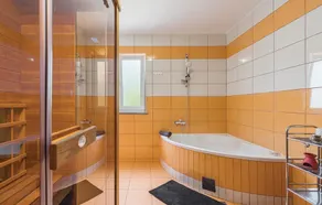 Nice Home in Marcana With 4 Bedrooms, Jacuzzi and Wifi - Image 4
