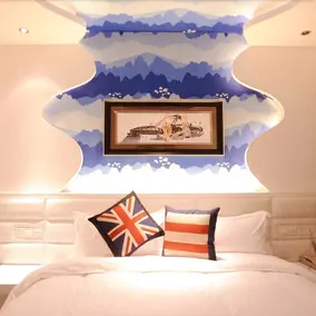 Huanbian Art Hotel - Image 4