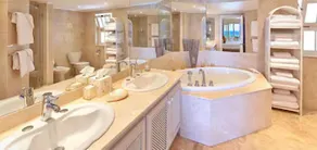 Reeds Penthouse 12 - Image 2