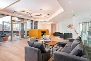 Stunning 2BR Manchester Apartment - Image 3