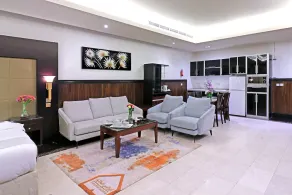 Orans Suites 4 - Image 3