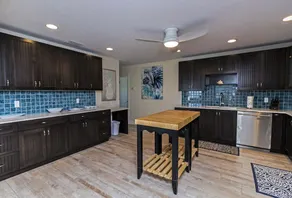 Sea View Inn - Image 4