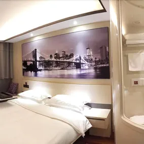 H Boutique Hotel - Image 4