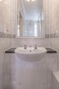 Highfield House - Image 5