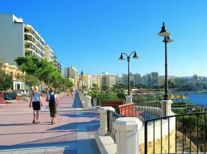 Modern Apartment Close to Valletta - Image 2