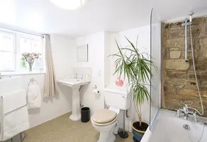 Secret Garden Cottage - Image 4