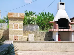 2 bedrooms house at Torre Pali 700 m away from the beach with sea view furnished garden and wifi - Image 3