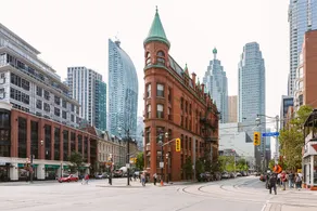 QuickStay - Incredible Downtown Condo (Yonge & College) - Image 4