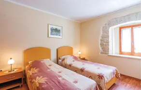 Beautiful Home in Butkovici With Wifi and 2 Bedrooms - Image 2