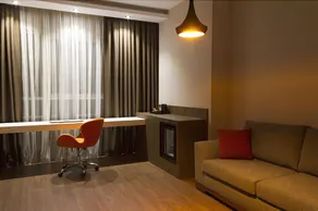 Modernity Hotel - Image 2