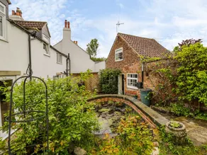 October Cottage - Image 3