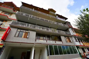Hotel Akash Hills by OYO Rooms - Image 3